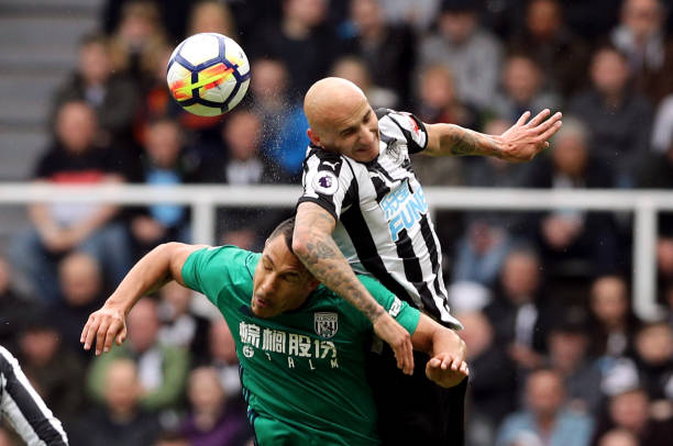 球队通过一 球队通过一